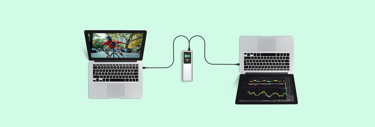 Grafika pokazująca możliwość ładowania nawet dwóch laptopów jednocześnie za pomocą PowerPlay Ultra 140 W