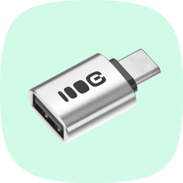 Das Bild zeigt den GreenCell USB-C zu USB-A Adapter